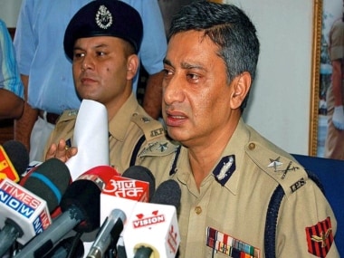 J&K DGP SP Vaid appeals for support for slain SPOs kin, calls on prominent Bollywood celebrities and cricketers