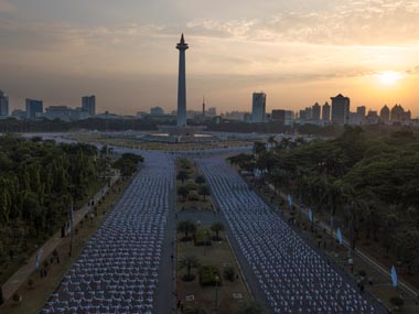 Asian Games 2018: 65,000 dancers join Indonesian president Joko Widodo in mass Poco-Poco dance to promote competition Asian Games 2018: 65,000 dancers join Indonesian president Joko Widodo in mass Poco-Poco dance to promote competition