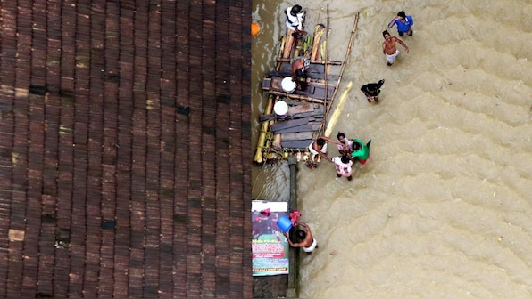 In the wake of Kerala floods, diarrhea, dengue on the rise in the state: Health ministry