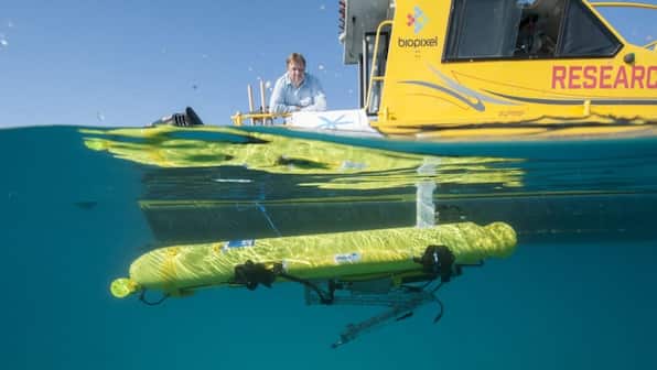 Australia unveils starfish-killing robot to protect the Great Barrier Reef