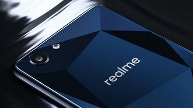 Realme announces entry into offline segment with Reliance Digital, My Jio stores