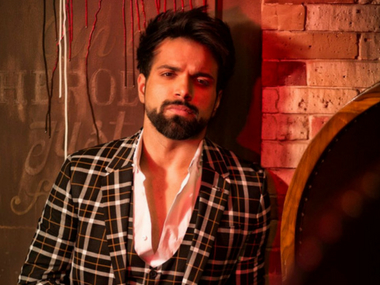 Rithvik Dhanjani confirmed as host of India's Got Talent for eighth season alongside Bharti Singh Rithvik Dhanjani confirmed as host of India's Got Talent for eighth season alongside Bharti Singh