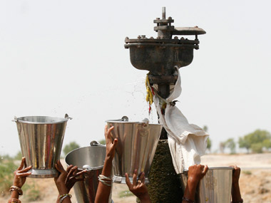 Maharashtra government allocates Rs 7,000 crore for completion of drinking water projects in scarcity-prone areas Maharashtra government allocates Rs 7,000 crore for completion of drinking water projects in scarcity-prone areas