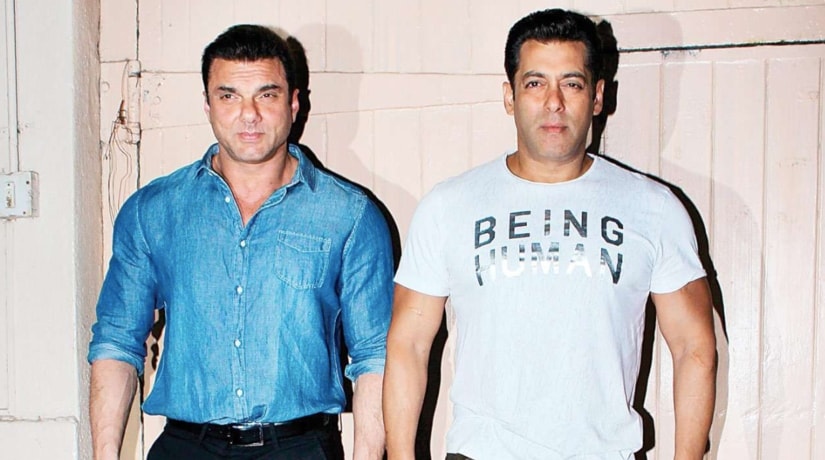 Sohail and Salman Khan. Twitter @BollywoodMmFans
