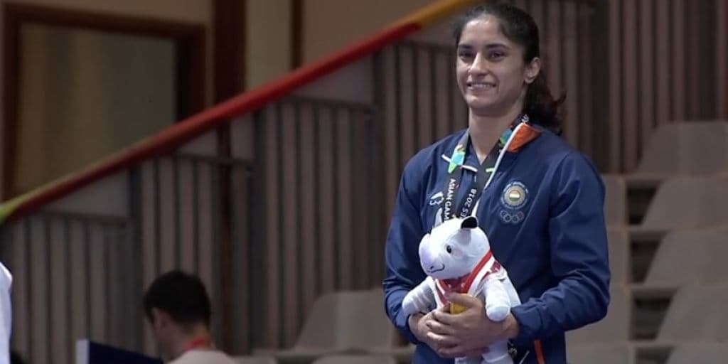 Asian Games 2018: Vinesh Phogat becomes first Indian woman wrestler to ...