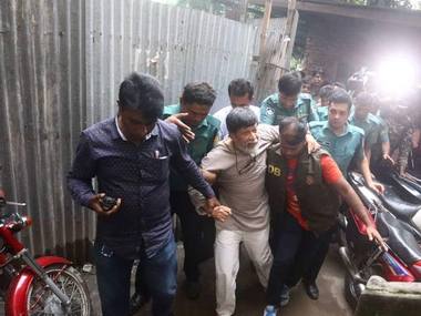 Bangladesh Cabinet approves new draft transport law after massive protests; photographer's arrest sparks global outrage Bangladesh Cabinet approves new draft transport law after massive protests; photographer's arrest sparks global outrage