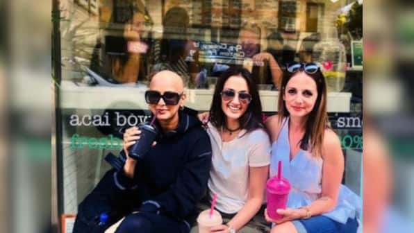 Sonali Bendre shares Friendship Day post, calls  Sussanne Khan, Gayatri Oberoi 'her pillars of strength'