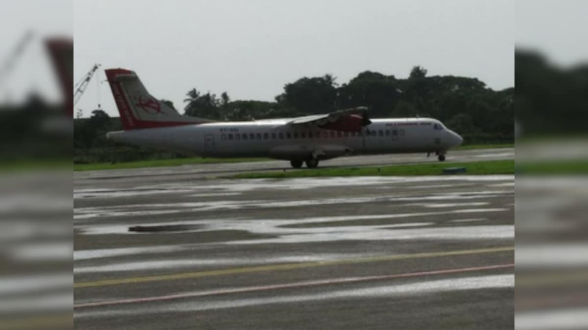 Kerala floods: Kochi naval airbase to open for commercial passenger flights from Monday