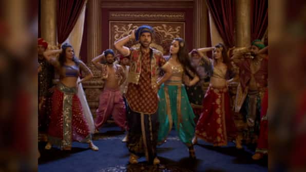 Stree's first song 'Milegi Milegi' sees Rajkummar Rao, Shraddha Kapoor dancing in Pankaj Tripathi's durbar