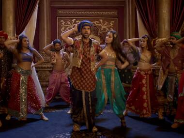 Stree's first song 'Milegi Milegi' sees Rajkummar Rao, Shraddha Kapoor dancing in Pankaj Tripathi's durbar