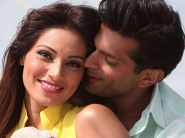 Bipasha Basu to reunite with Karan Singh Grover in Aadat; film to wrap up shoot by November Bipasha Basu to reunite with Karan Singh Grover in Aadat; film to wrap up shoot by November