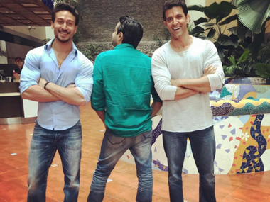 Hrithik Roshan, Tiger Shroff-starrer Siddharth Anand film goes on floors; YRF film to release on 2 October, 2019 Hrithik Roshan, Tiger Shroff-starrer Siddharth Anand film goes on floors; YRF film to release on 2 October, 2019