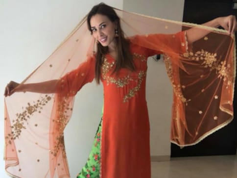 Iulia Vantur likely to make Bollywood debut as Krishna disciple in Ishq in Paris director Prem Soni's film Iulia Vantur likely to make Bollywood debut as Krishna disciple in Ishq in Paris director Prem Soni's film