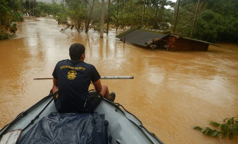 Indian Navy and NDRF conducted a joint rescue operation in inner parts of Wayanad on Friday. Image Courtesy: Indian Navy PRO