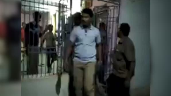 Angry over police brutality in Andhra Pradesh, mob thrashes sub-inspector, three constables inside Nellore police station