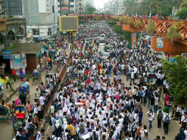Students end protests on road safety in Bangladesh after nine days; education ministry to hold meet tomorrow Students end protests on road safety in Bangladesh after nine days; education ministry to hold meet tomorrow