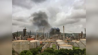 Fire at Bharat Petroleum refinery in Mumbai's Chembur leaves 1 critical, injures 45; locals felt tremors from blast