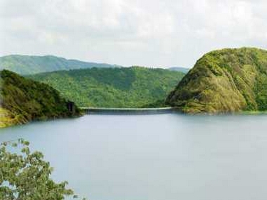 Kerala Idamalayar Dam shutters opened; officials say no need for people living near Periyar river's bank to panic Kerala Idamalayar Dam shutters opened; officials say no need for people living near Periyar river's bank to panic