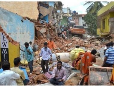 Bombay HC seeks explanation from Maharashtra govt for 'gross delay' in demolition of illegal shrines in state Bombay HC seeks explanation from Maharashtra govt for 'gross delay' in demolition of illegal shrines in state