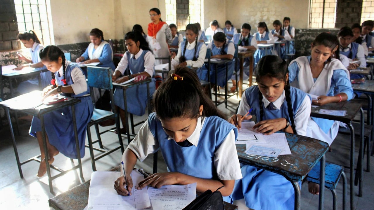 Maharashtra schools, colleges located outside red zones to begin ...