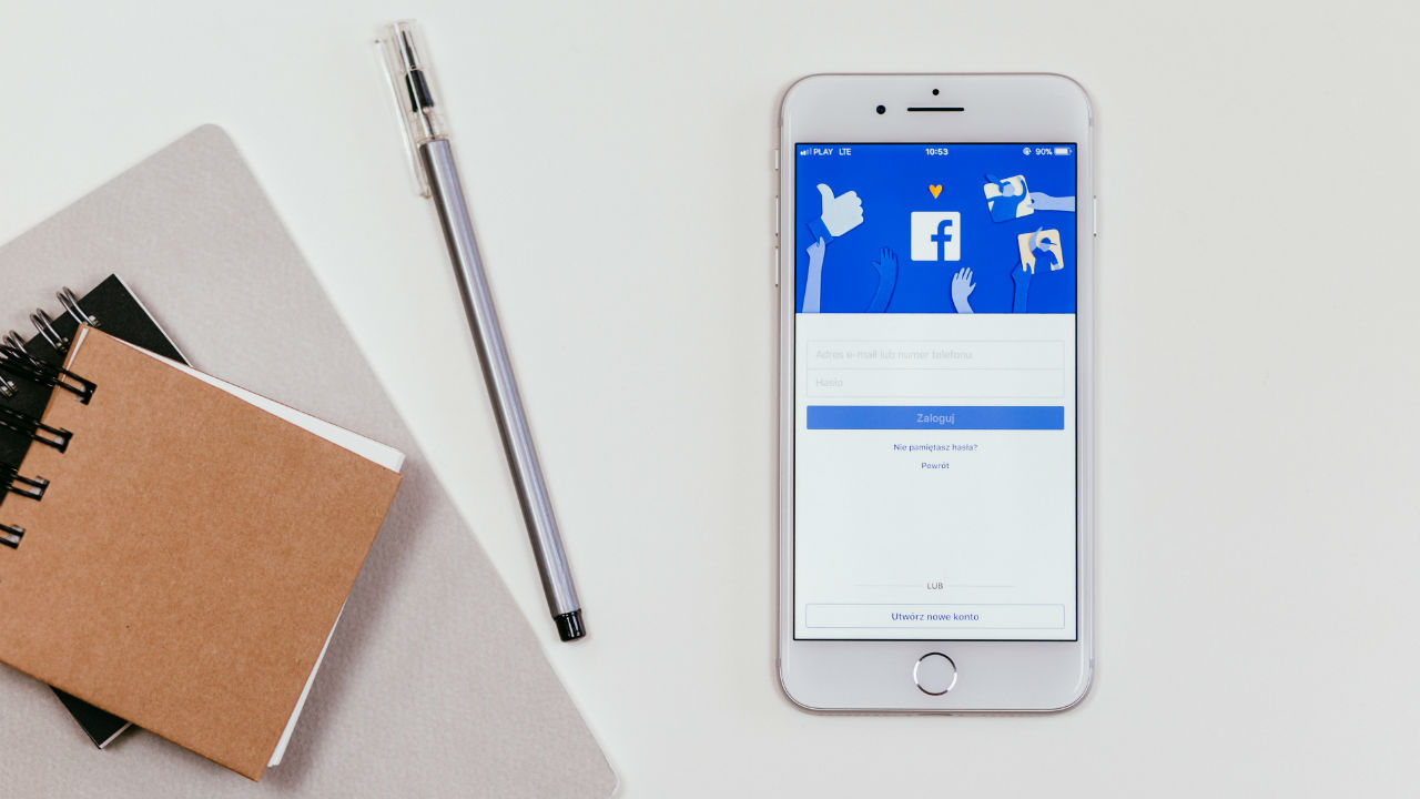 Facebook videos will soon include interactive polls, graphics and more Facebook videos will soon include interactive polls, graphics and more