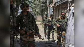 Police releases father of Hizbul Mujahideen commander Riyaz Naikoo after detaining him for 2 days