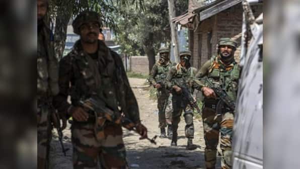 Police releases father of Hizbul Mujahideen commander Riyaz Naikoo after detaining him for 2 days