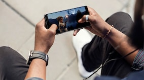 Samsung tried to pass off stock images as selfie shots taken on the Galaxy A8