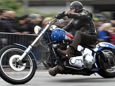 Harley-Davidson seeks partner with manufacturing footprint to make lightweight motorcycles in India Harley-Davidson seeks partner with manufacturing footprint to make lightweight motorcycles in India