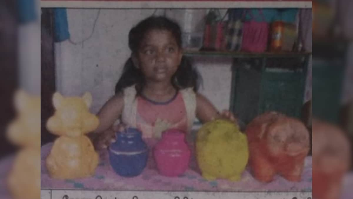 Nine-year-old Tamil Nadu girl donates savings for Kerala flood victims; Hero Cycles rewards her with 'a bike every year'