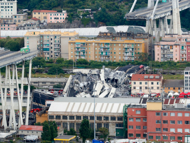 Italy motorway collapse: 39 dead in Genoa tragedy; rescuers scour through wreckage of bridge for survivors Italy motorway collapse: 39 dead in Genoa tragedy; rescuers scour through wreckage of bridge for survivors