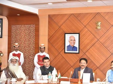 Devendra Fadnavis gives in-principle nod to Rally for Rivers' plan to revitalise Yavatmal's Waghari river