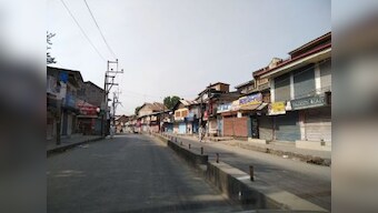 SC adjourns Article 35A hearing: PDP warns cessation of law would present Centre as 'occupying force' in Kashmir