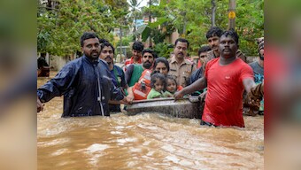 Kerala rains: Toll climbs to 67 as flood worsens; red alert issued across the state; CM seeks Narendra Modi's intervention