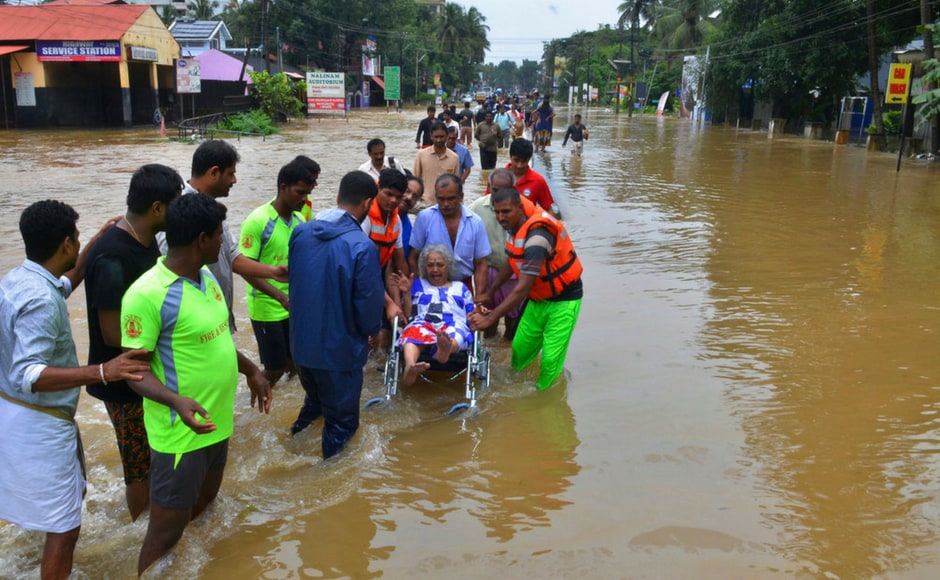 Waters from the Periyar river and its tributaries kept many towns in Ernakulam and Thrissur districts submerged. The worst affected include Paravur, Kalady, Chalakudy, Perumbavoor and Muvatupuzha. AP Waters from the Periyar river and its tributaries kept many towns in Ernakulam and Thrissur districts submerged. The worst affected include Paravur, Kalady, Chalakudy, Perumbavoor and Muvatupuzha. AP