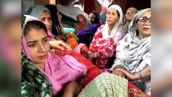 'Former overground worker' of militants shot dead near Jammu and Kashmir's Tangmarg, police suspect LeT hand