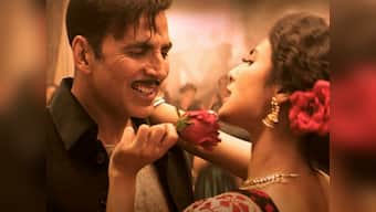 Watch: Gold song 'Monobina' sees Akshay Kumar, Mouni Roy dance to jazz music in traditional Bengali look