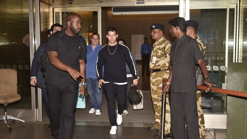 Nick Jonas at Mumbai airport with family. Twitter