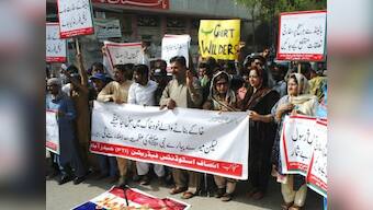 Pakistani protesters call off march after Dutch lawmaker Geert Wilders cancels Prophet Muhammad cartoon competition