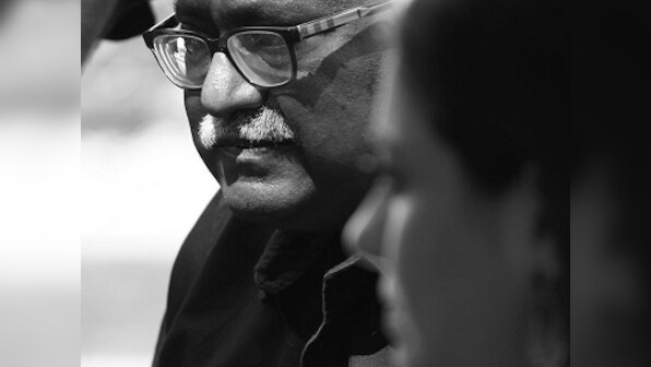 Pradeep Sarkar leaves dengue treatment midway to shoot for Amitabh Bachchan's cameo in Helicopter Eela