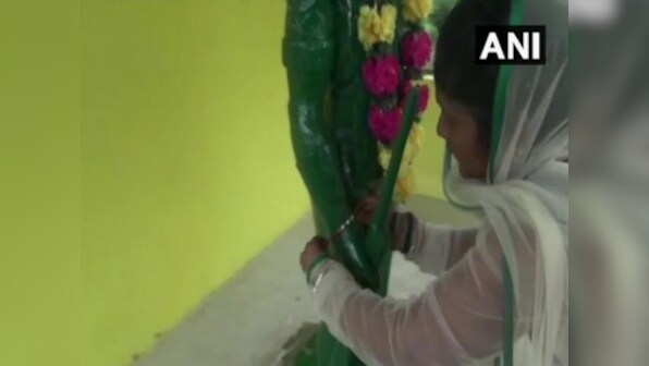 Raksha Bandhan: Sister of late police constable, who was killed by Naxals, ties rakhi to his statue in Chhattisgarh