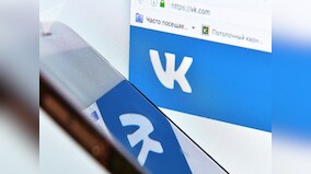 Russians face extremism charges for sharing memes; local social networks, communications ministry ask for law change