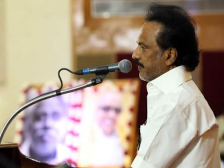 Stalin likely to use 'Karunanidhi card' to surge ahead in 2019: Raking up burial row to tackle both AIADMK, Alagiri