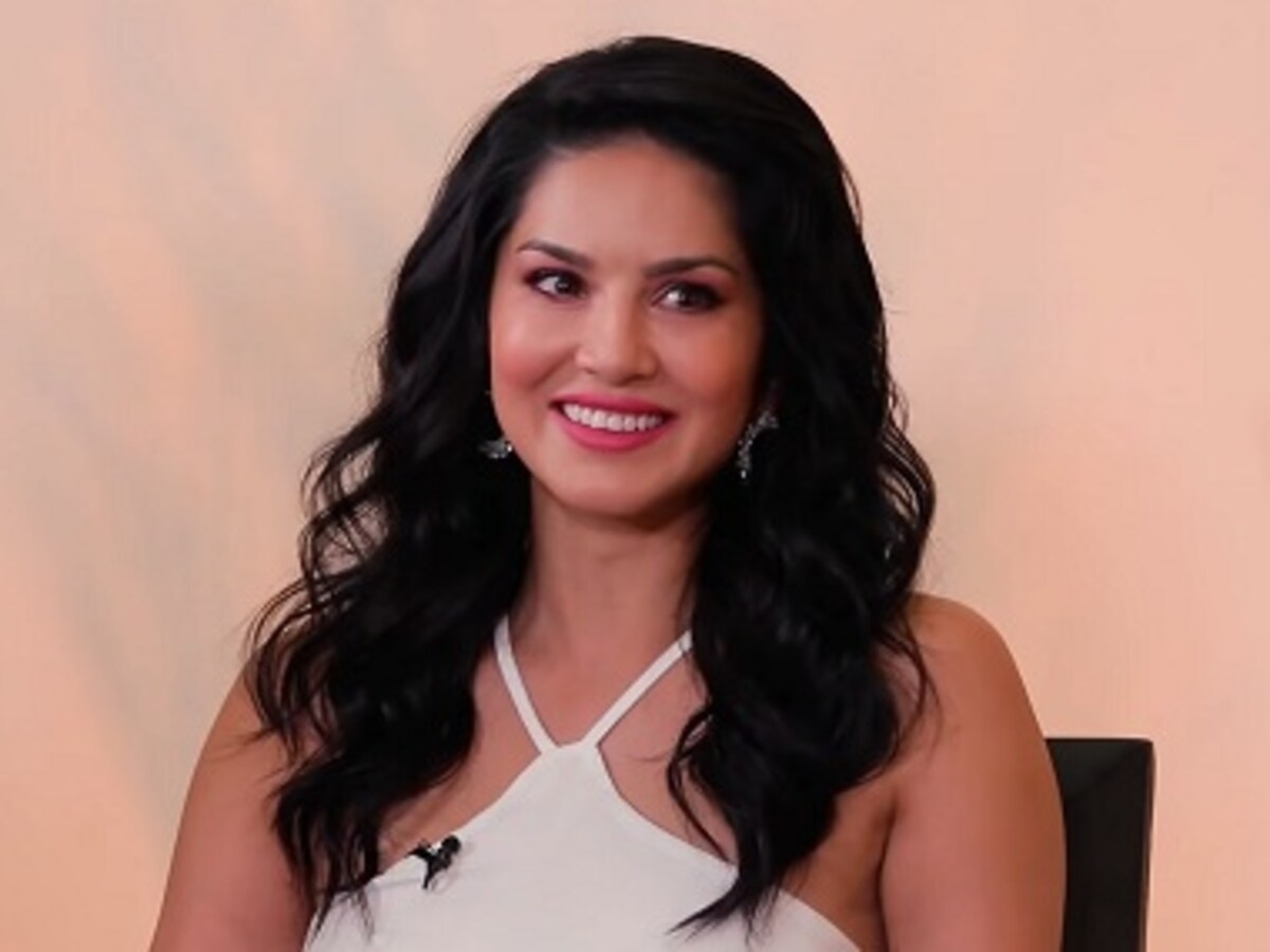 Sani Loyn Bf Xxx - Sunny Leone reveals she was once offered a role in Game of Thrones but had  to refuse-Entertainment News , Firstpost