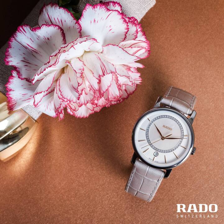A timeless bond deserves a timeless gift