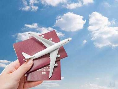 Mobile to Influence 9 out of 10 airline and hotel bookings by 2022: Facebook-KPMG Report Mobile to Influence 9 out of 10 airline and hotel bookings by 2022: Facebook-KPMG Report