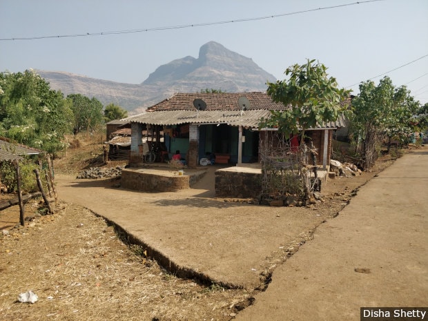 Poshera, a village in rural Palghar, is over 100 km north of Mumbai, nestled amidst mountain ranges. Villages like Poshera are among India’s most remote, underdeveloped settlements, where people struggle for water, sanitation, electricity and food. Health facilities here count as a luxury.