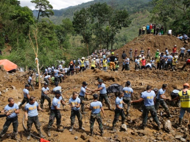 Typhoon Mangkhut weakens to tropical storm after plowing into China; 2.4 million evacuated from Guangdong province Typhoon Mangkhut weakens to tropical storm after plowing into China; 2.4 million evacuated from Guangdong province