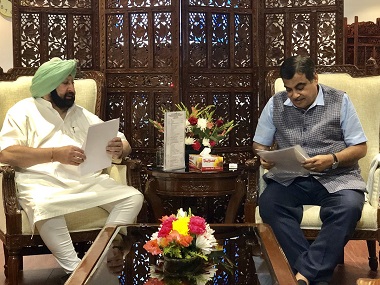 Amarinder Singh meets Nitin Gadkari, discusses expansion and upgradation of national highways in Punjab Amarinder Singh meets Nitin Gadkari, discusses expansion and upgradation of national highways in Punjab