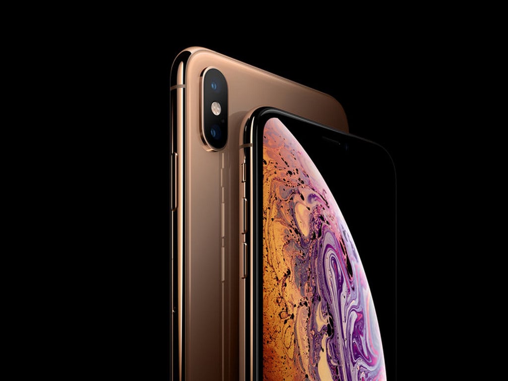 should i buy iphone xs max